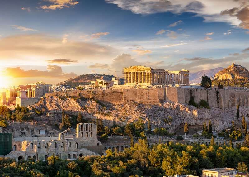7 Cheap European Destinations For Next Fall, 7 Tourist Traps to Avoid in Athens (Travel Guide)