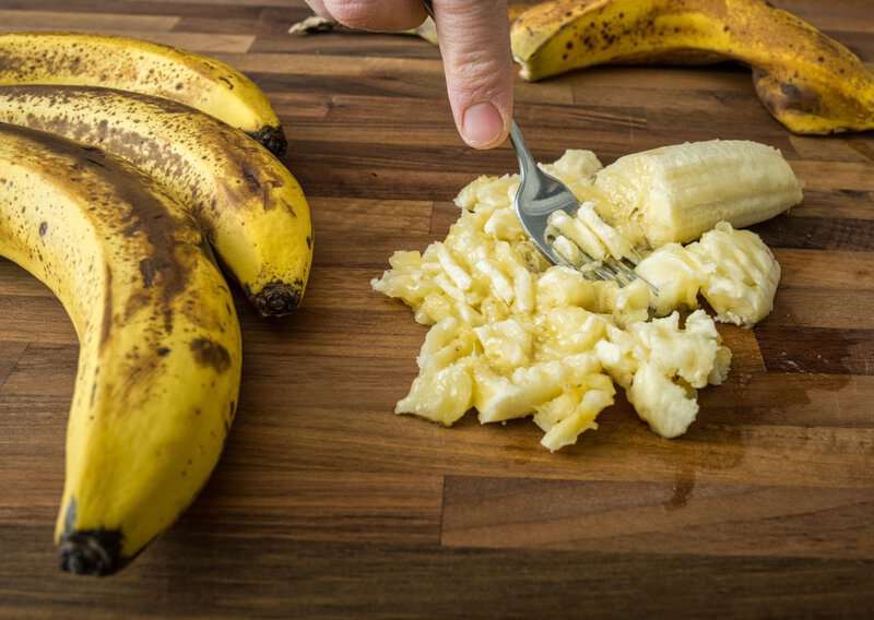 Most Banana Cake Turns Dry: This One Stays Ridiculously Moist 5 How to Make Banana Cake – Authentic Banana Cake (Recipe Guide) Tips and Calories