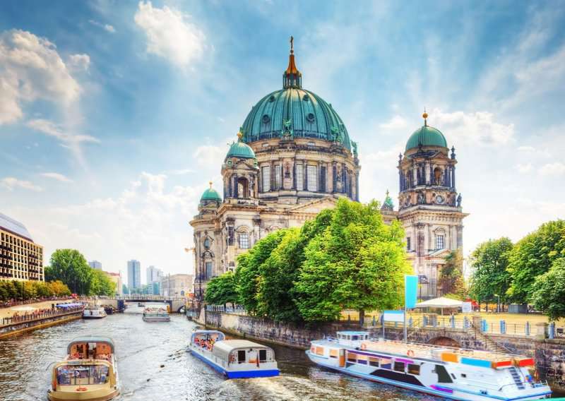 The 7 European Cities Locals Are Abandoning (And the Stunning Places They're Choosing Instead) 6 Tourist Traps to Avoid in Berlin How to Avoid Them (Travel Guide)