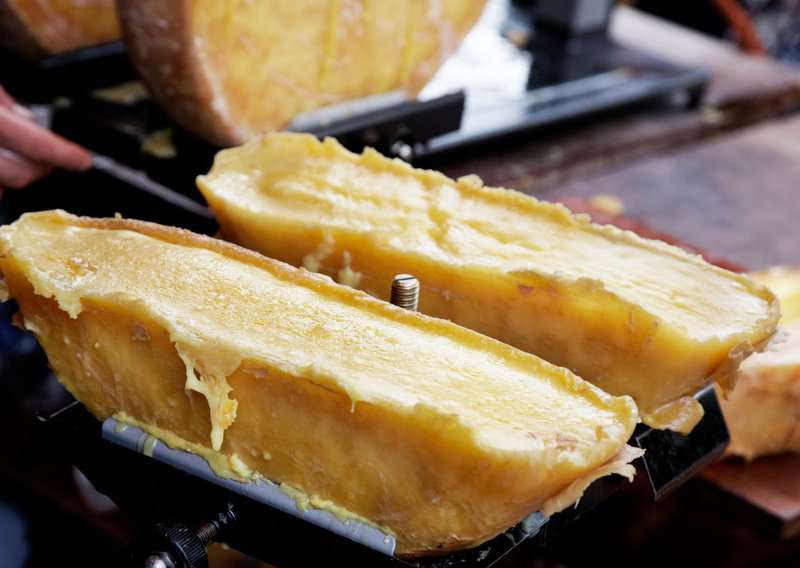 How to Make Cheese Bread That Tastes Like It Came From a Bakery 3 How to Make Cheese Bread – Authentic Cheese Bread (Recipe Guide) Tips and Calories