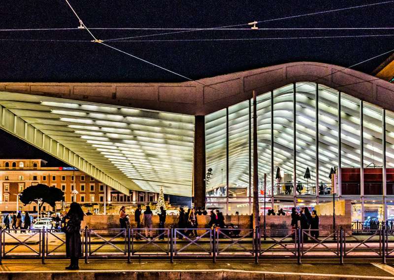 10 Silly Mistakes Tourists Make in Rome (and How to Avoid Them) 2 Getting Lost in Termini Station 10 Silly Mistakes to Avoid in Rome