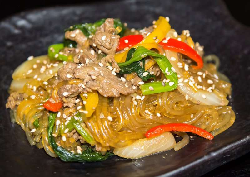 How to Make Japchae – Authentic Japchae (Recipe Guide)