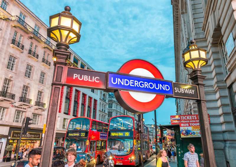 10 Essential Things To Know Before Visiting The UK – Travel Tips You Need 5 10 Things to Know Before Visiting the UK - Best UK Travel Tips