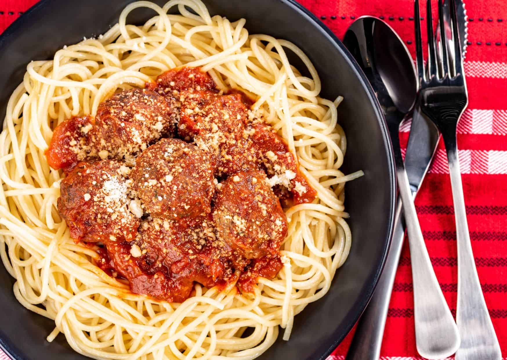 If Your Meatballs Need Sauce to Stay Moist, You’re Probably Making Them Wrong: How to Make Homemade Meatballs That Stay Juicy Every Time 6 How To Make Homemade Meatballs (Recipe Guide) Tips And Calories