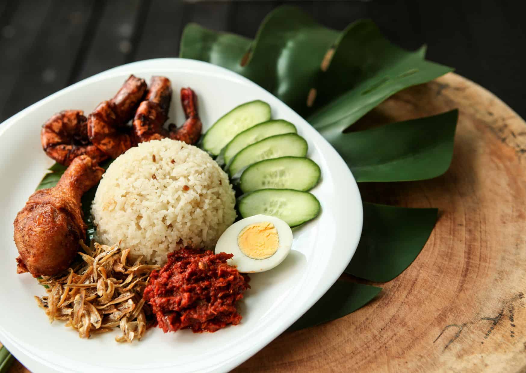 Why Everyone in Malaysia Starts Their Day With Nasi Lemak 3 How to Make Nasi Lemak - Authentic Nasi Lemak (Recipe Guide)