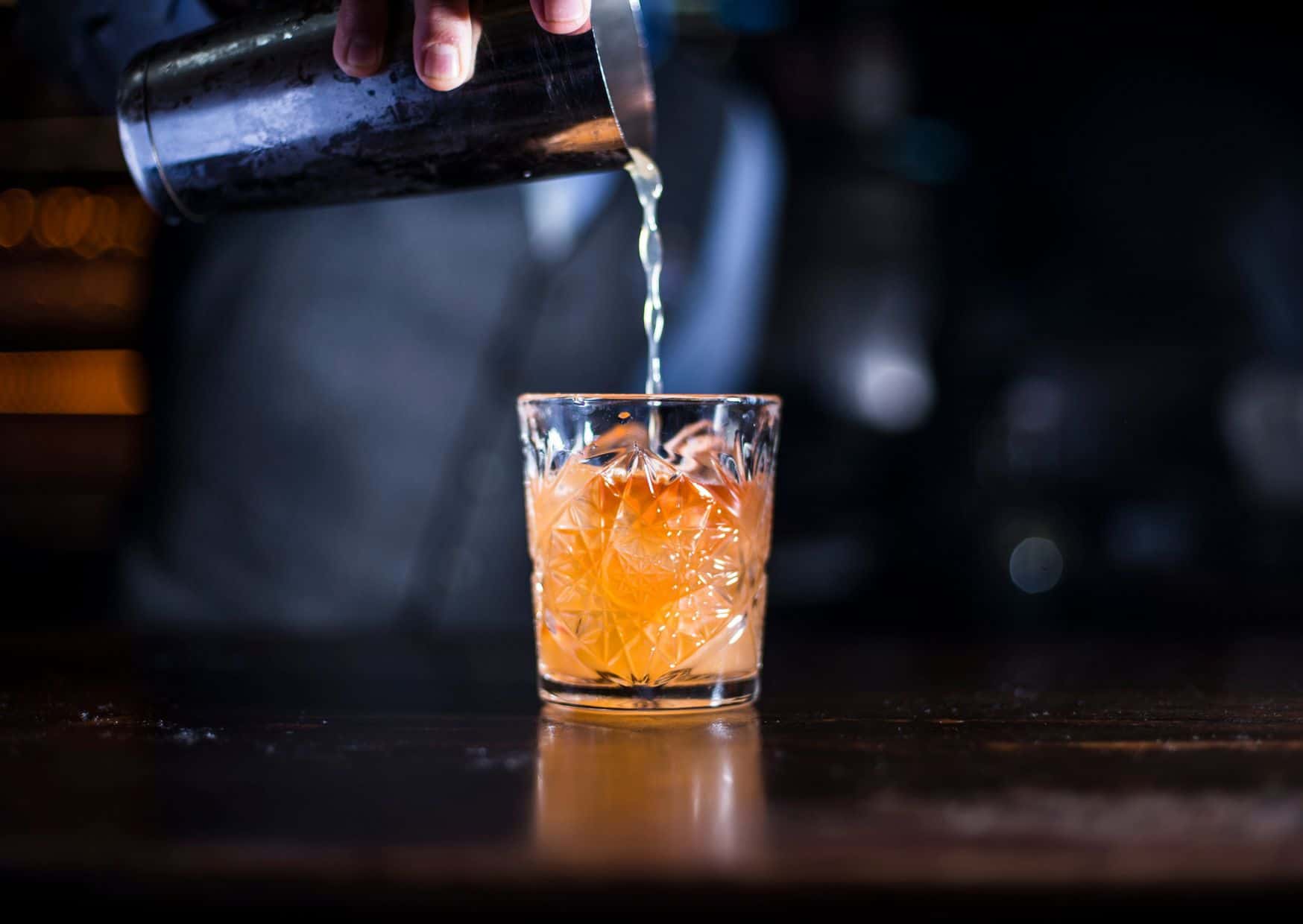 10 Most Popular Whisky Cocktails Everyone Should Try at Least Once 1 10 Most Popular Whisky Cocktails To Try (Recipe Guide), How To Make Old Fashioned Cocktail (Recipe Guide)