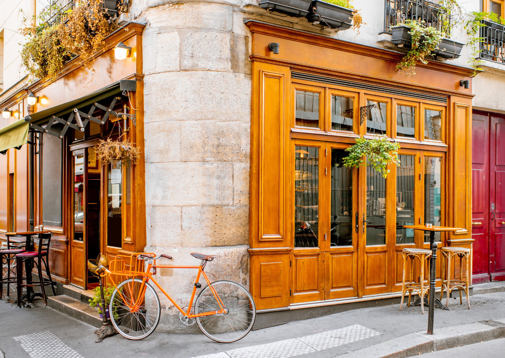The 8 Paris Mistakes That Instantly Give You Away as a Tourist 5 Parisian Storefront 8 Mistakes Tourists Make in Paris to Avoid