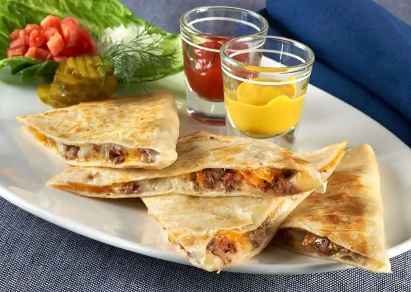 Stop Making Quesadillas Like a Grilled Cheese And Do This Instead: How to Make Quesadillas That Are Crispy Outside and Perfectly Cheesy Inside 5 How to Make Quesadilla – Authentic Quesadilla (Recipe Guide)