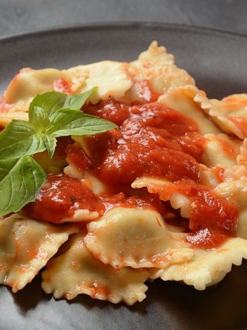 https://todays-finds.report/2024/05/20/common-tourist-mistakes-in-venice/, How to Make Ravioli - Authentic Ravioli (Recipe Guide) Tips And Calories