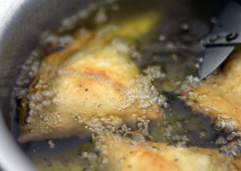 How to Make Samosa – Authentic Samosa (Recipe Guide)