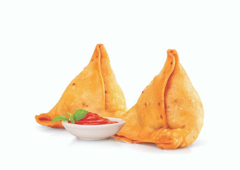 4 Indian Foods First-Time Visitors Should Order Before Anything Else 3 4 Most Popular Indian Food (Recipe Guide), How to Make Samosa – Authentic Samosa (Recipe Guide)