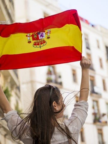 15 Unspoken Rules of Spanish Life That Tourists Never Understand, 10 Unbelievable Experiences In Spain That You Can't-Miss, 6 Most Popular Places For Party in Spain