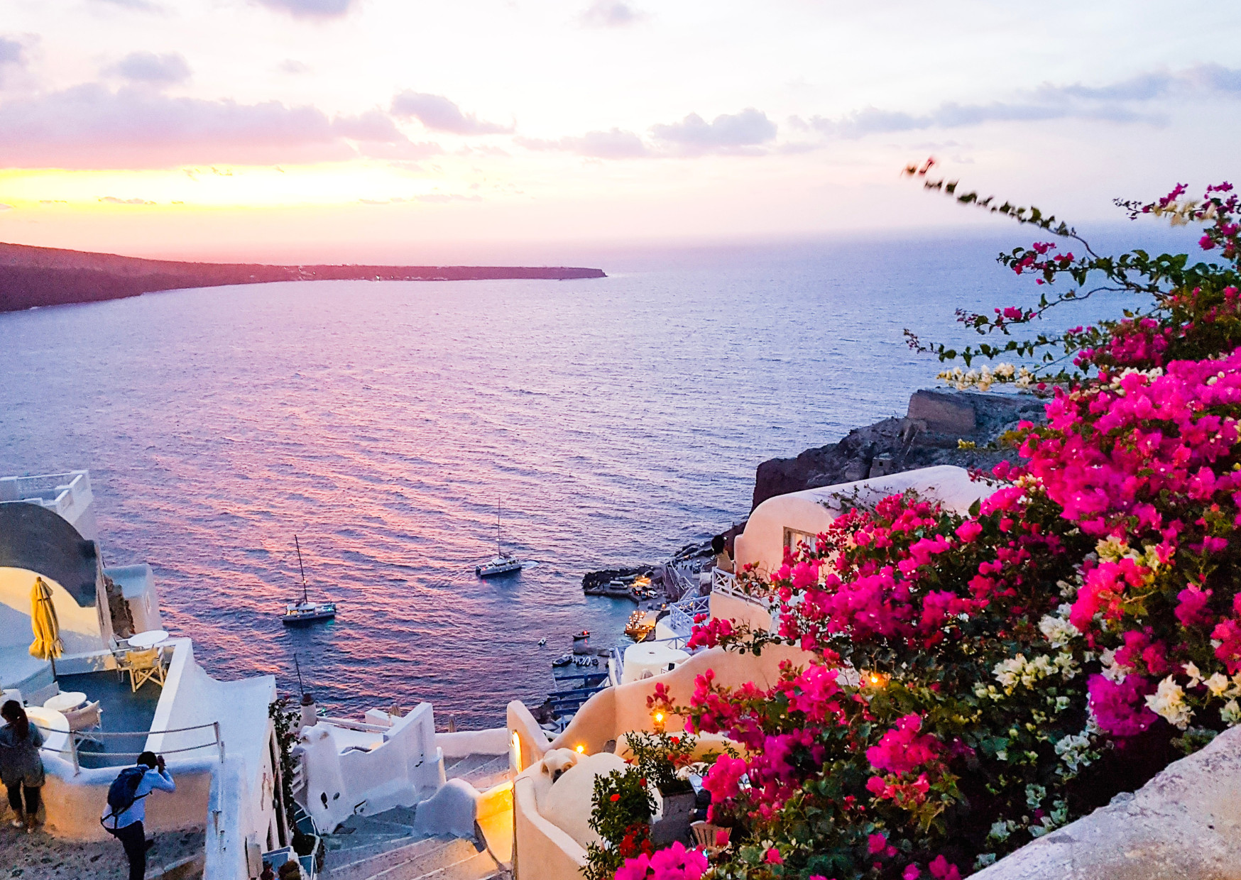 Avoid These 10 Biggest Mistakes Tourists Do in Santorini 5 Sunset views in Santorini Avoid These 10 Biggest Mistakes Tourists Do in Santorini