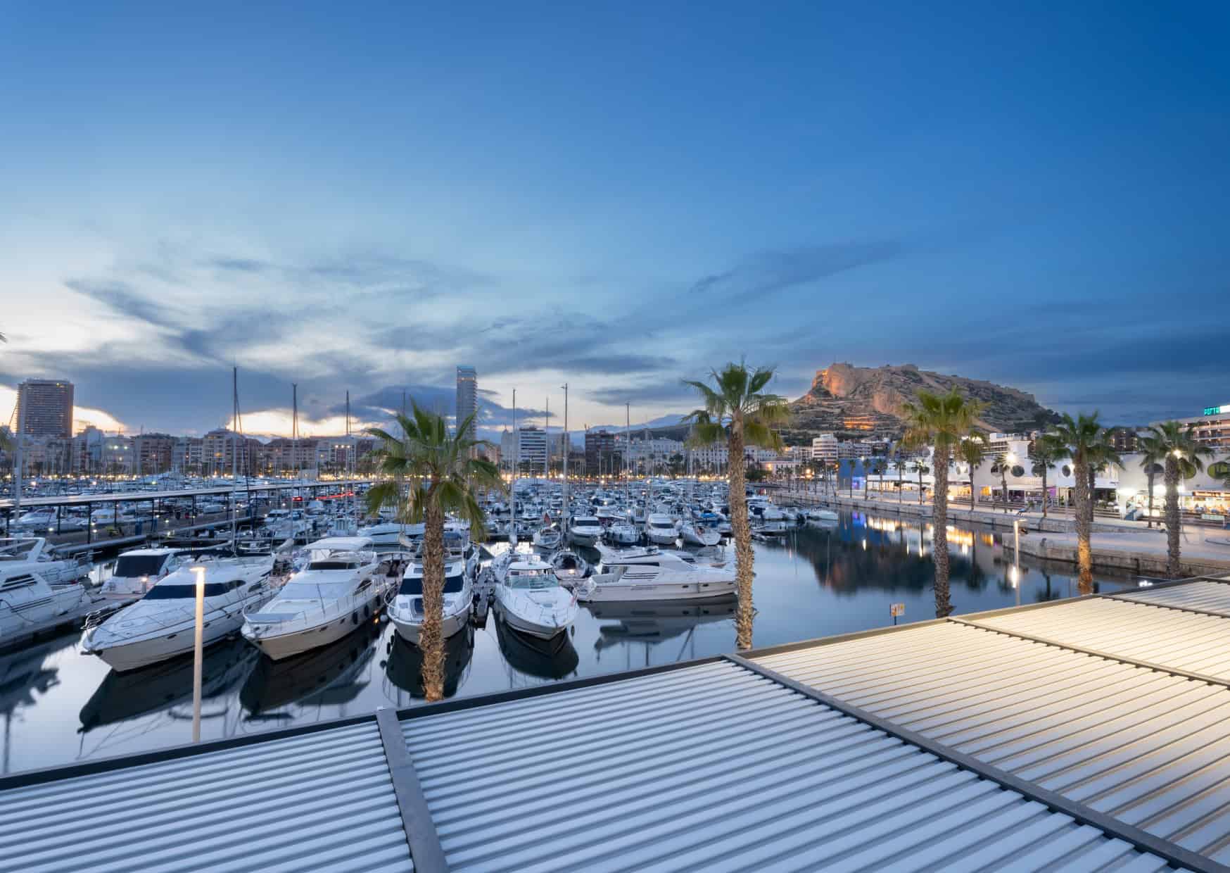 Comparing Where to Live in Spain: Alicante vs Malaga 5 The port in Alicante | Malaga vs Alicante