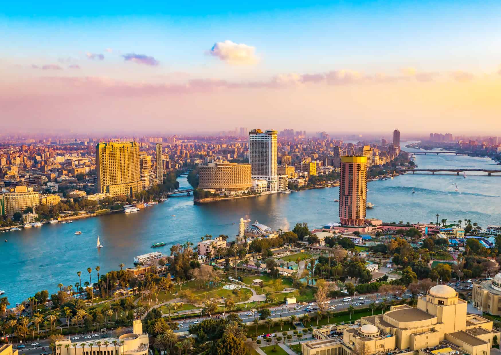 The Tourist Mistakes That Make Egypt Much Harder Than It Needs to Be: 20 Things Not to Do in Egypt for First-Time Visitors 11 Avoid These Common Mistakes Tourists Make in Egypt 3
