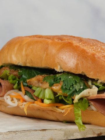 12 Most Popular Street Food To Try, 5 Most Popular Street Food Around The World (Recipe Guide), How To Make Banh Mi (Recipe Guide) Tips And Calories