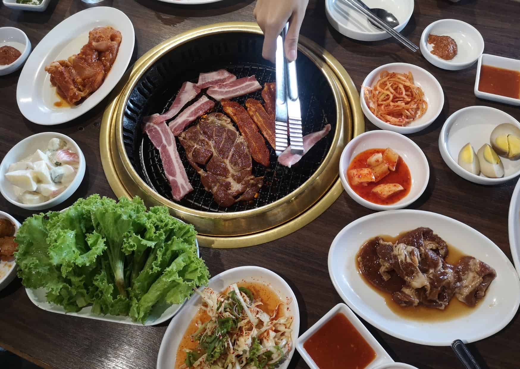 The Korean BBQ Beef Recipe That’s Easier To Make At Home Than You Think: How To Make Authentic Beef Bulgogi Without A Grill 1 How To Make Beef Bulgogi (Recipe Guide) Tips And Calories