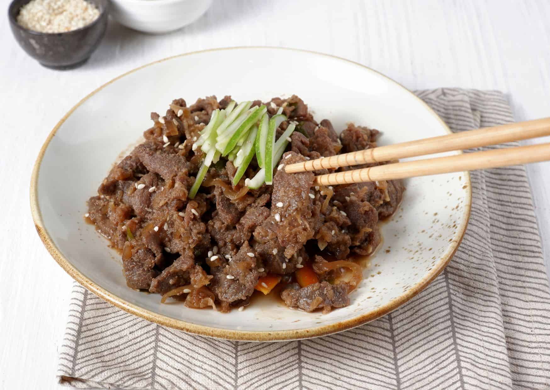 The Korean BBQ Beef Recipe That’s Easier To Make At Home Than You Think: How To Make Authentic Beef Bulgogi Without A Grill 6 How To Make Beef Bulgogi (Recipe Guide) Tips And Calories