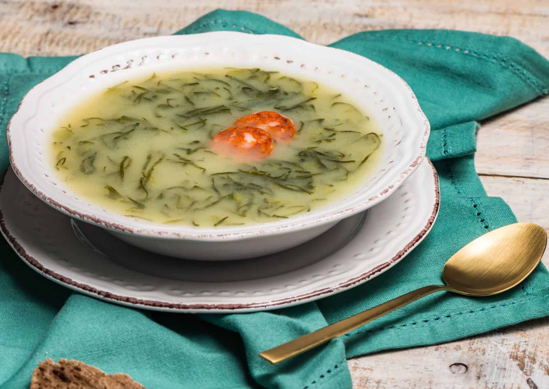 Portugal’s Most Famous Soup: How to Make Caldo Verde That Tastes Like a Portuguese Kitchen 4 How To Make Caldo Verde (Recipe Guide) Tips And Calories
