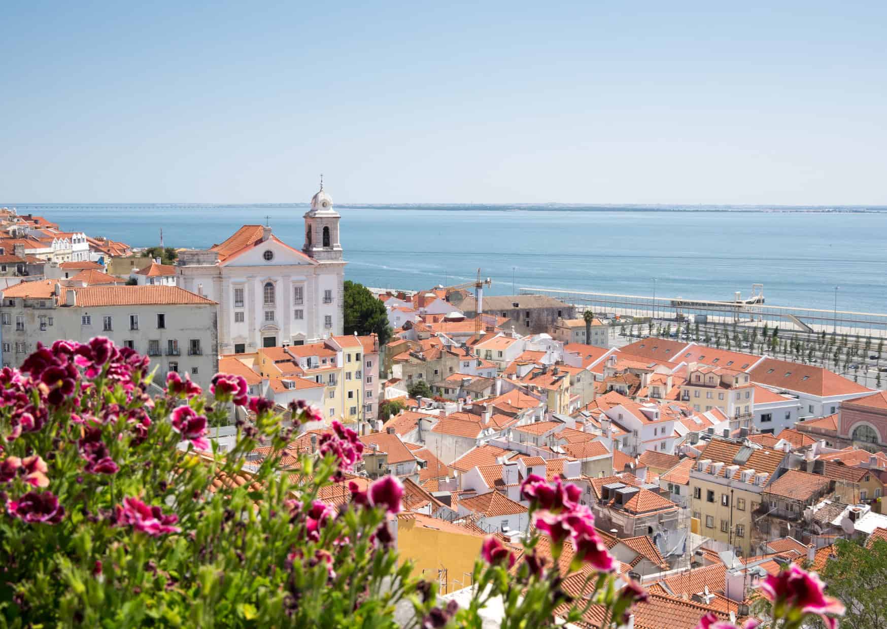 How Long Does €200,000 Last in Portugal? Americans Think Portugal Is Cheap But Some Retirees Still Burn Through €200,000 Fast 5 Countries Americans Are Moving to Portugal