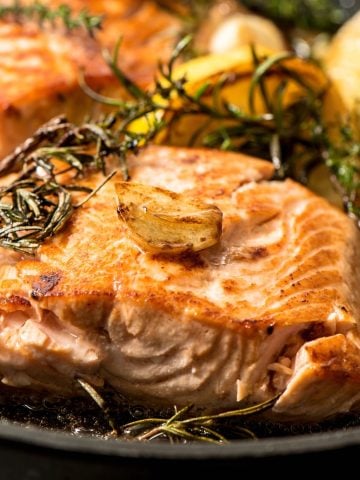 How To Make Garlic Butter Salmon (Recipe Guide) Tips And Calories