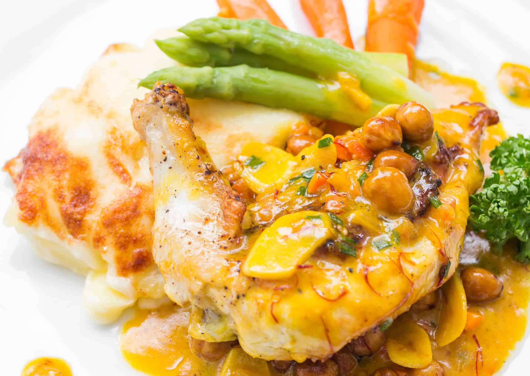 How to Make Lemon Herb Roasted Chicken That Comes Out Juicy Every Time 6 How To Make Lemon Herb Roasted Chicken (Recipe Guide) Tips And Calories