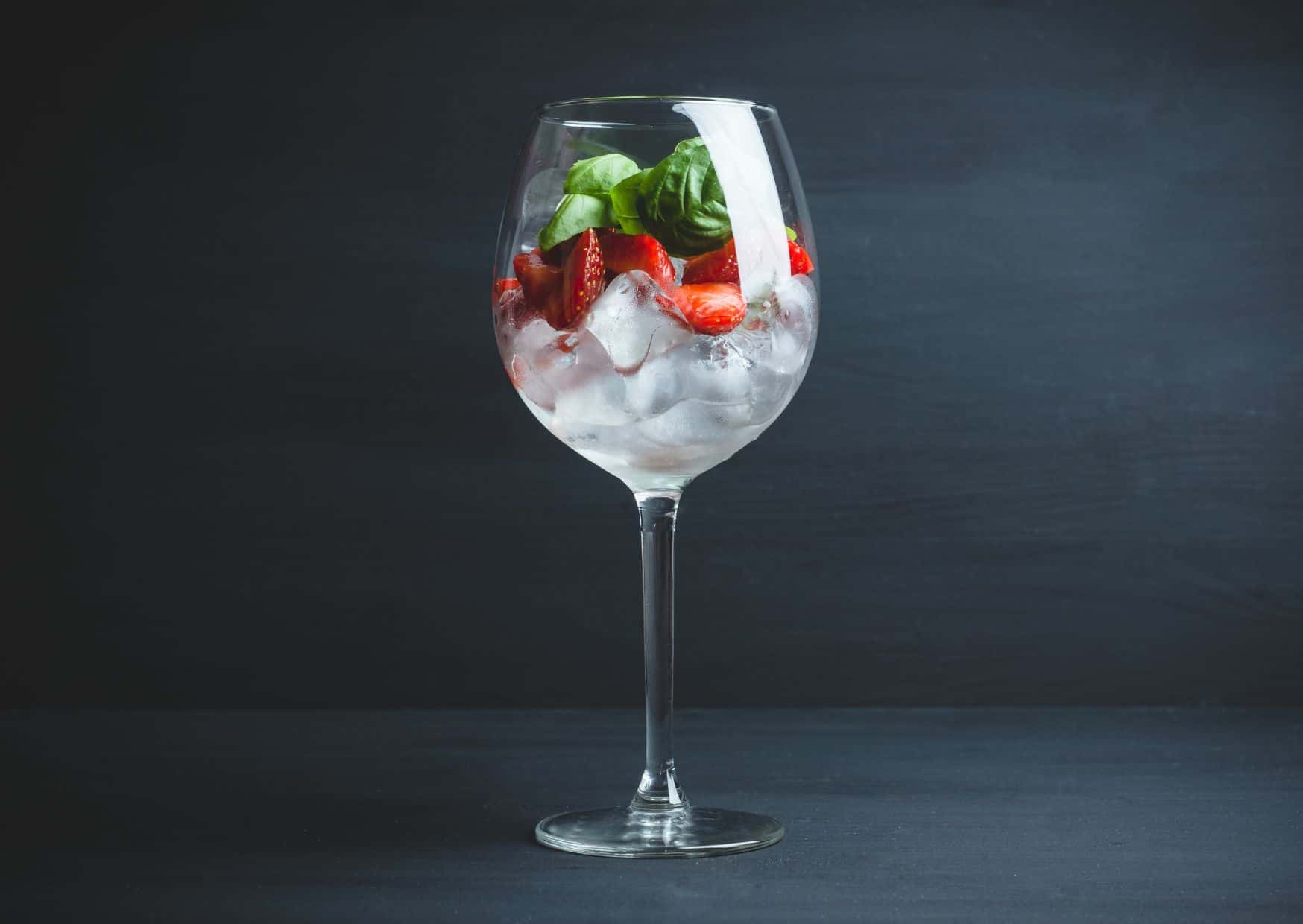 How To Make Martini Cocktail (Recipe Guide) 1 How To Make Martini Cocktail (Recipe Guide)