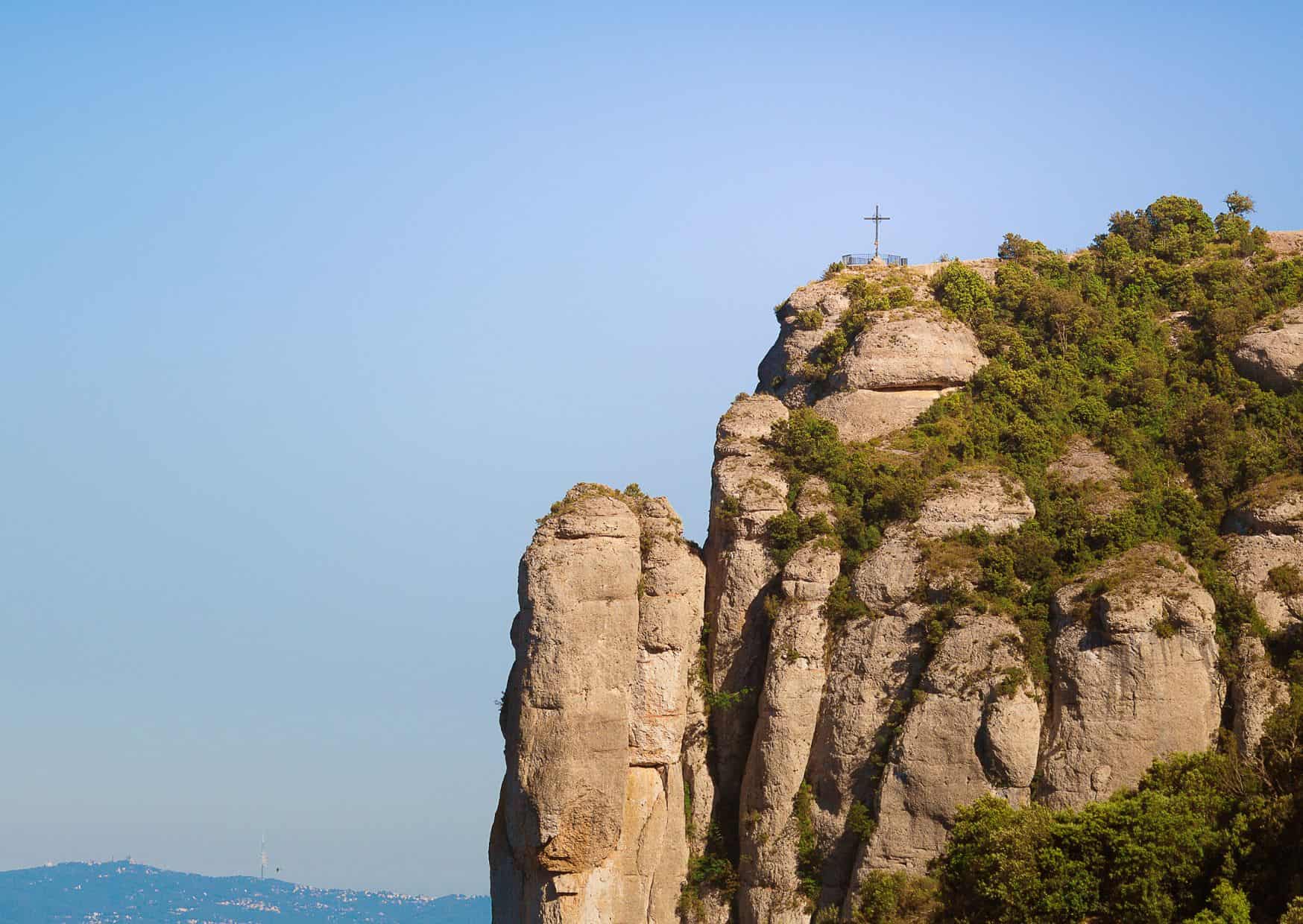 10 Incredible Day Trips From Barcelona (That Locals Actually Recommend) 3 Best Day Trips From Barcelona, Monserrat