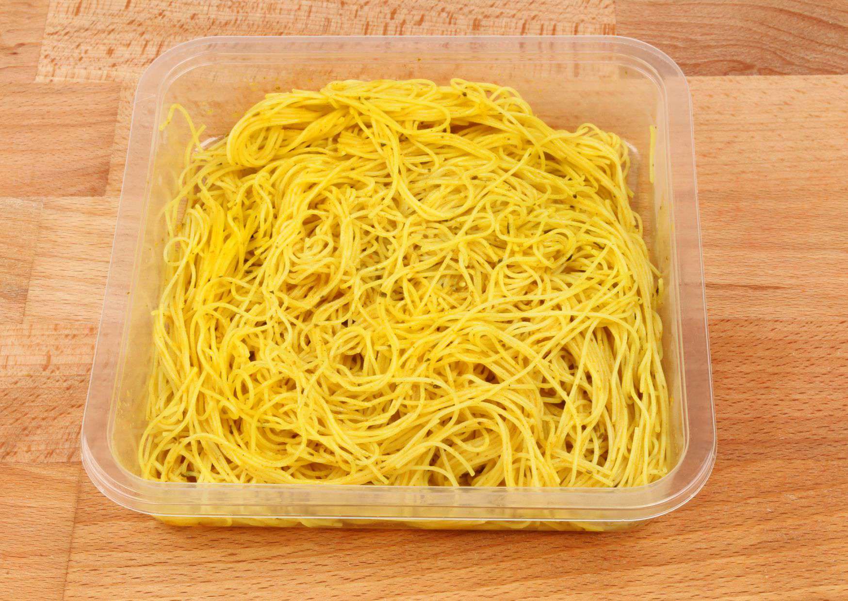 This 20-Minute Noodle Recipe Is Spicy, Savory, and Better Than Delivery: How to Make Perfect Singapore Noodles With Shrimp, Pork, and Vegetables 2 How To Make Singapore Noodles (Recipe Guide) Tips And Calories