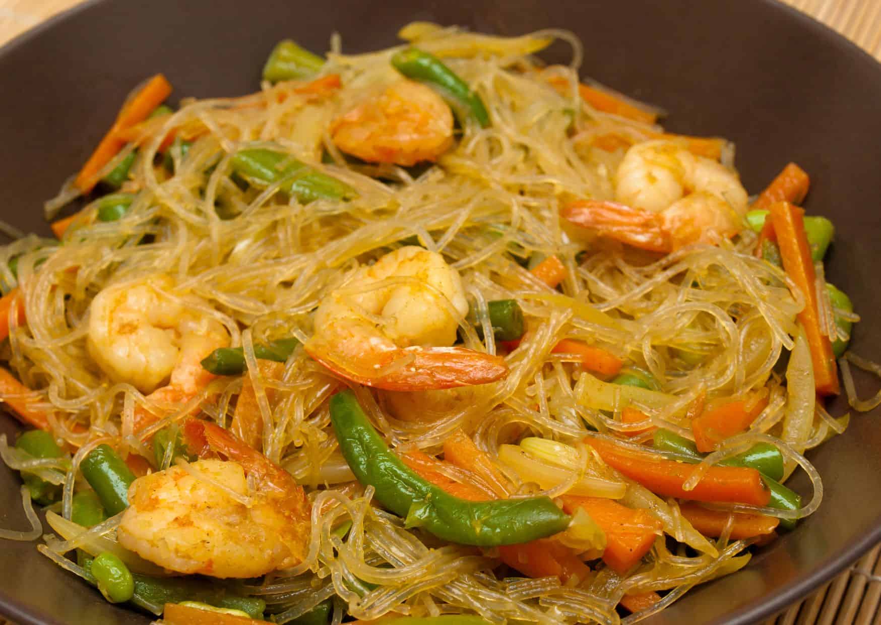 This 20-Minute Noodle Recipe Is Spicy, Savory, and Better Than Delivery: How to Make Perfect Singapore Noodles With Shrimp, Pork, and Vegetables 3 How To Make Singapore Noodles (Recipe Guide) Tips And Calories