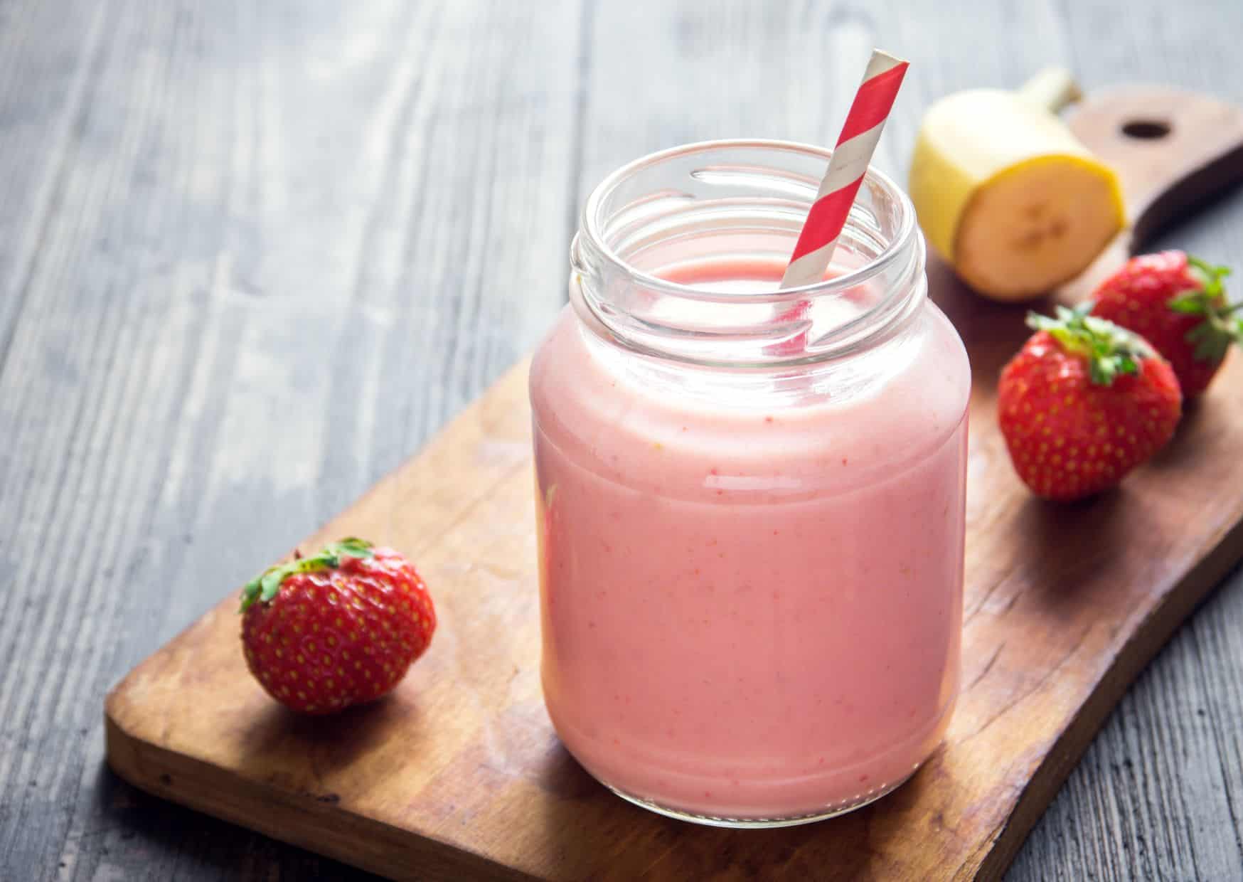 How to Make a Strawberry Banana Smoothie Like a Pro 5 How To Make Strawberry Banana Smoothie (Recipe Guide) Tips And Calories