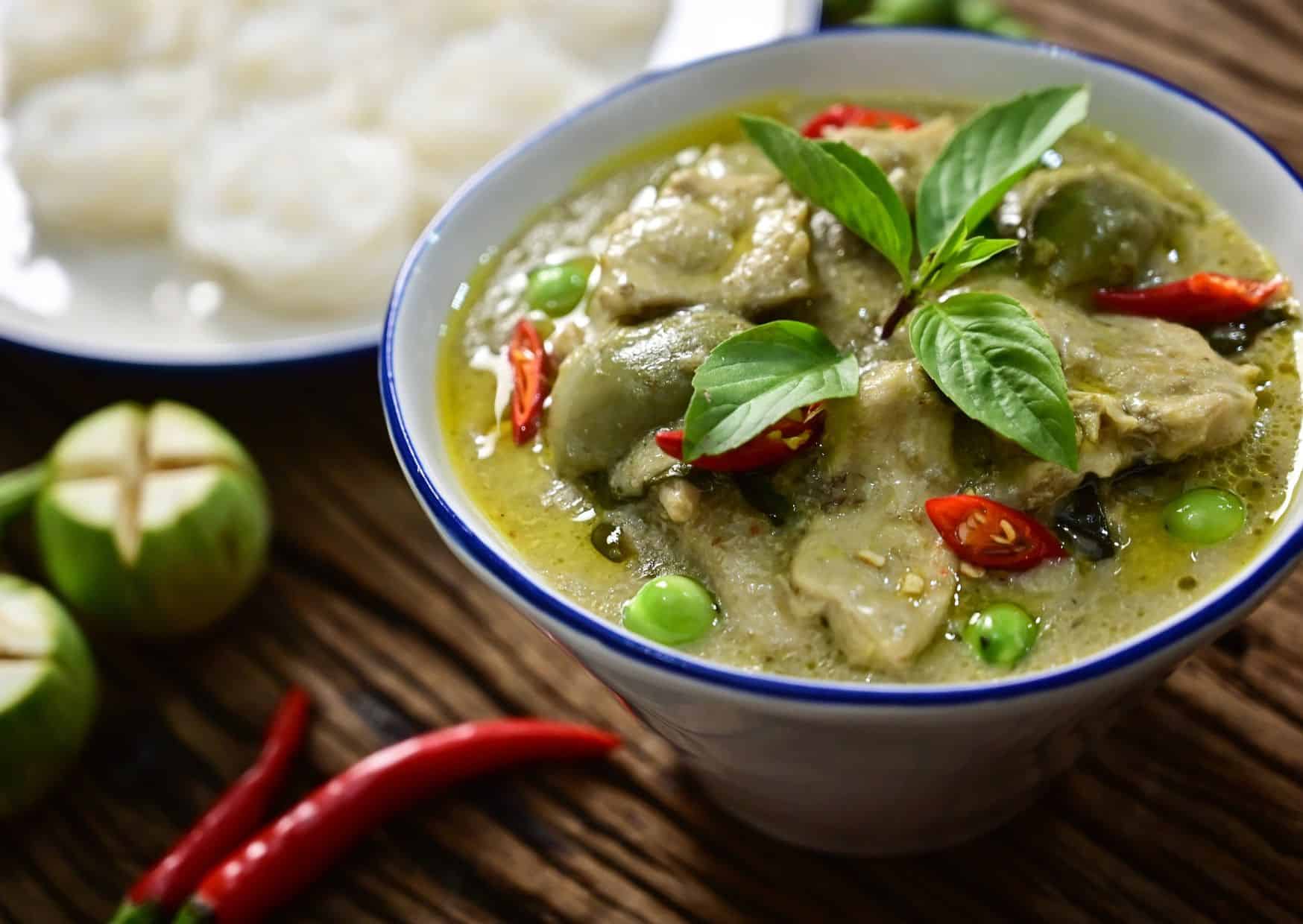 How to Make Real Thai Green Curry From Scratch 5 How To Make Thai Green Curry (Recipe Guide) Tips And Calories