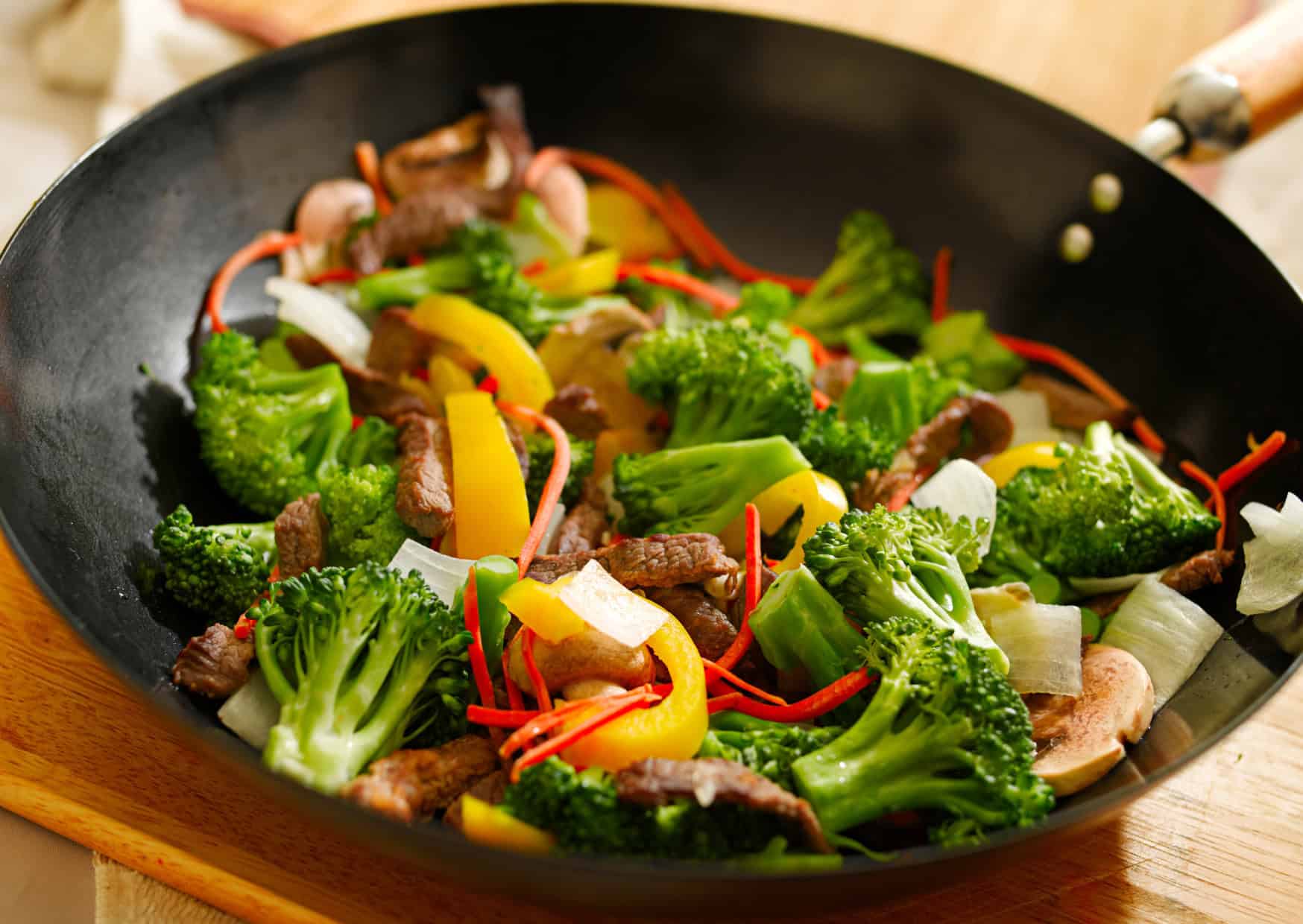10 Summer Dinner Recipes So Easy You’ll Want Them Every Night 7 summer recipes to try Summer Vegetable Stir Fry