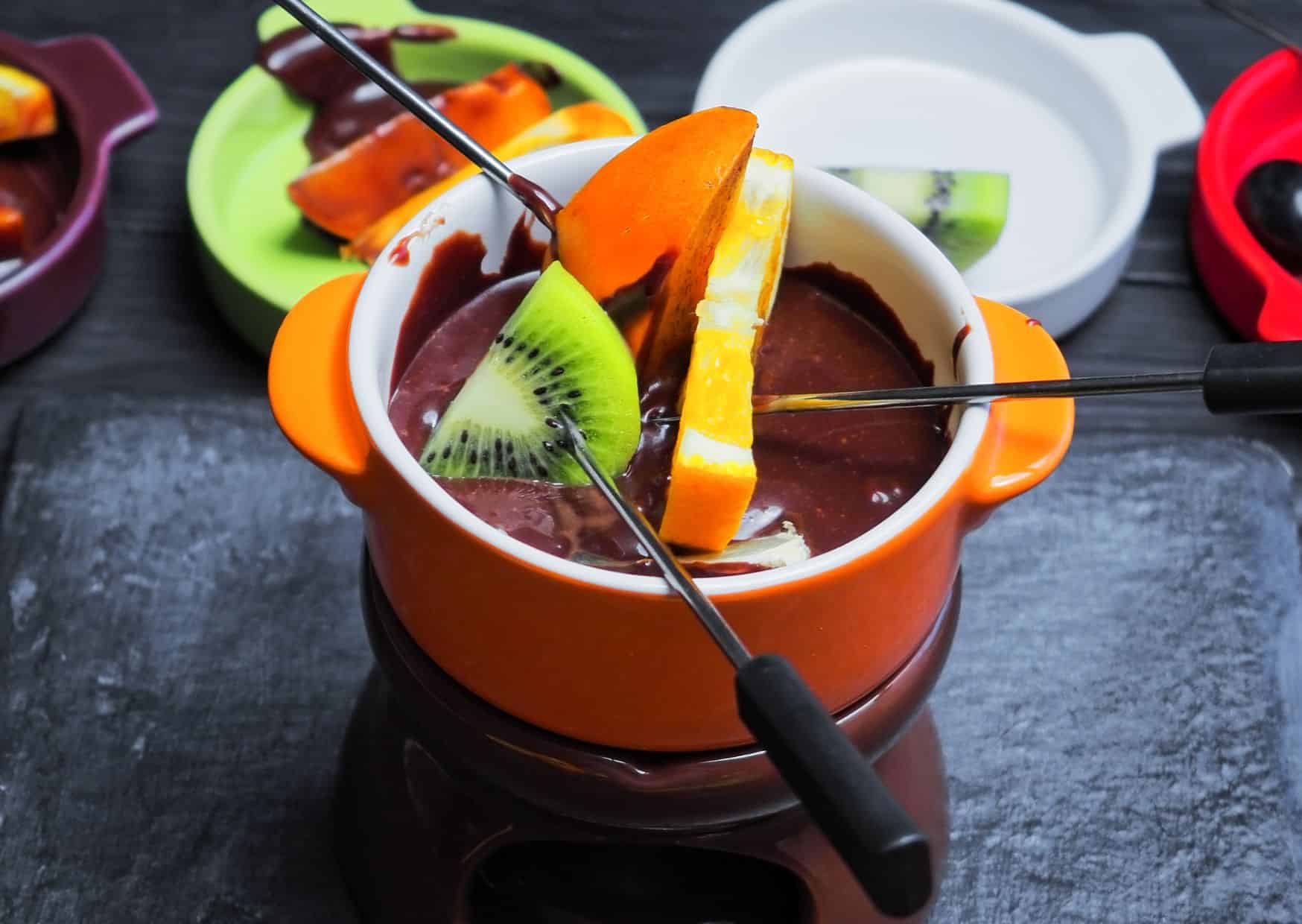 The 10-Minute Dessert Everyone Loves: The Easiest Chocolate Fondue You’ll Ever Make 4 How To Make Chocolate Fondue (Recipe Guide)