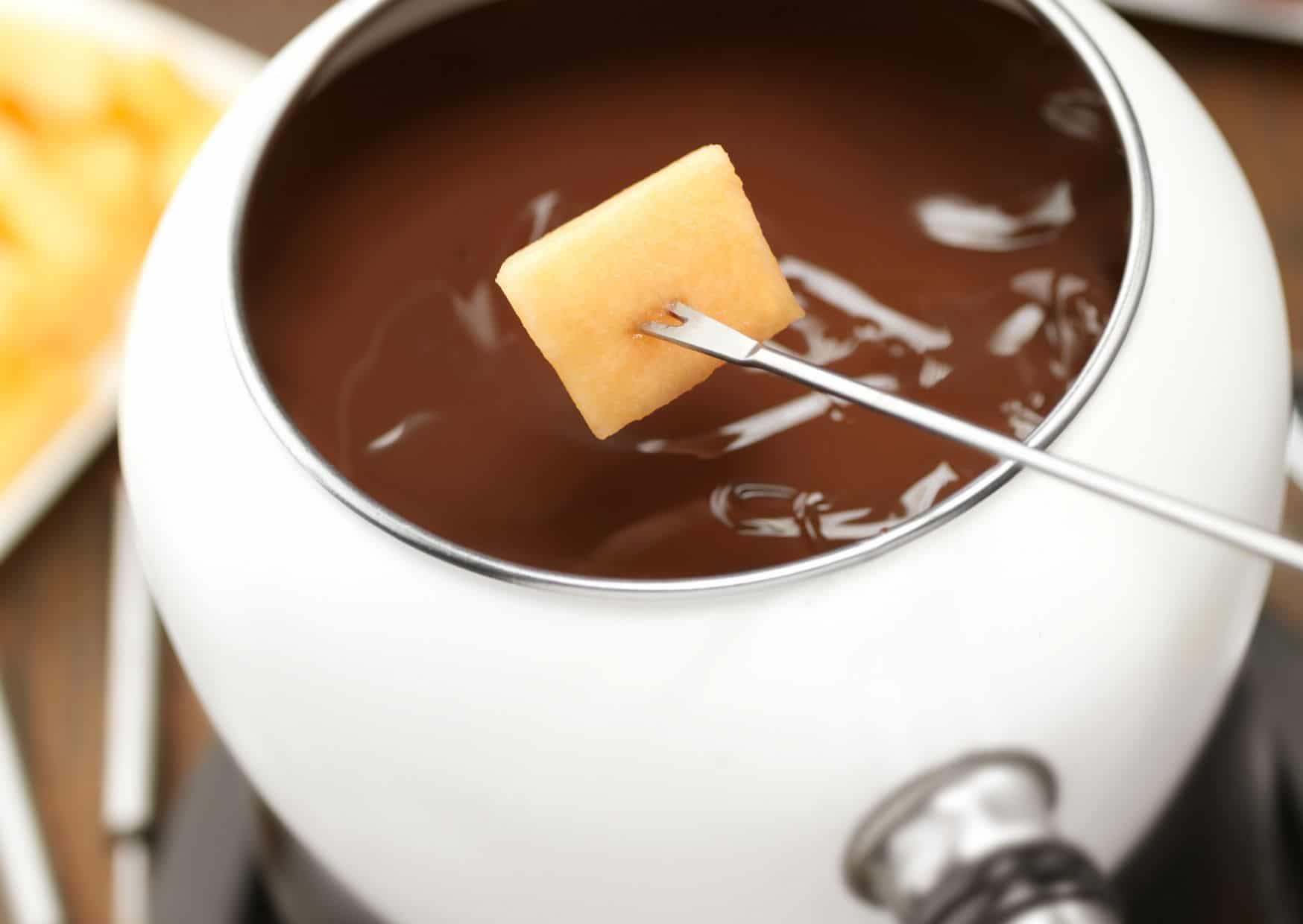 The 10-Minute Dessert Everyone Loves: The Easiest Chocolate Fondue You’ll Ever Make 5 How To Make Chocolate Fondue (Recipe Guide)