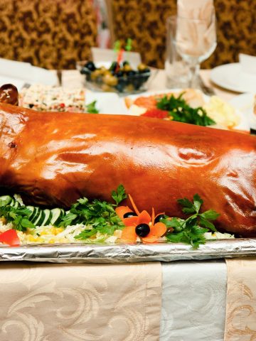 How to Make Cochinillo Asado Roast Suckling Pig (Recipe Guide)