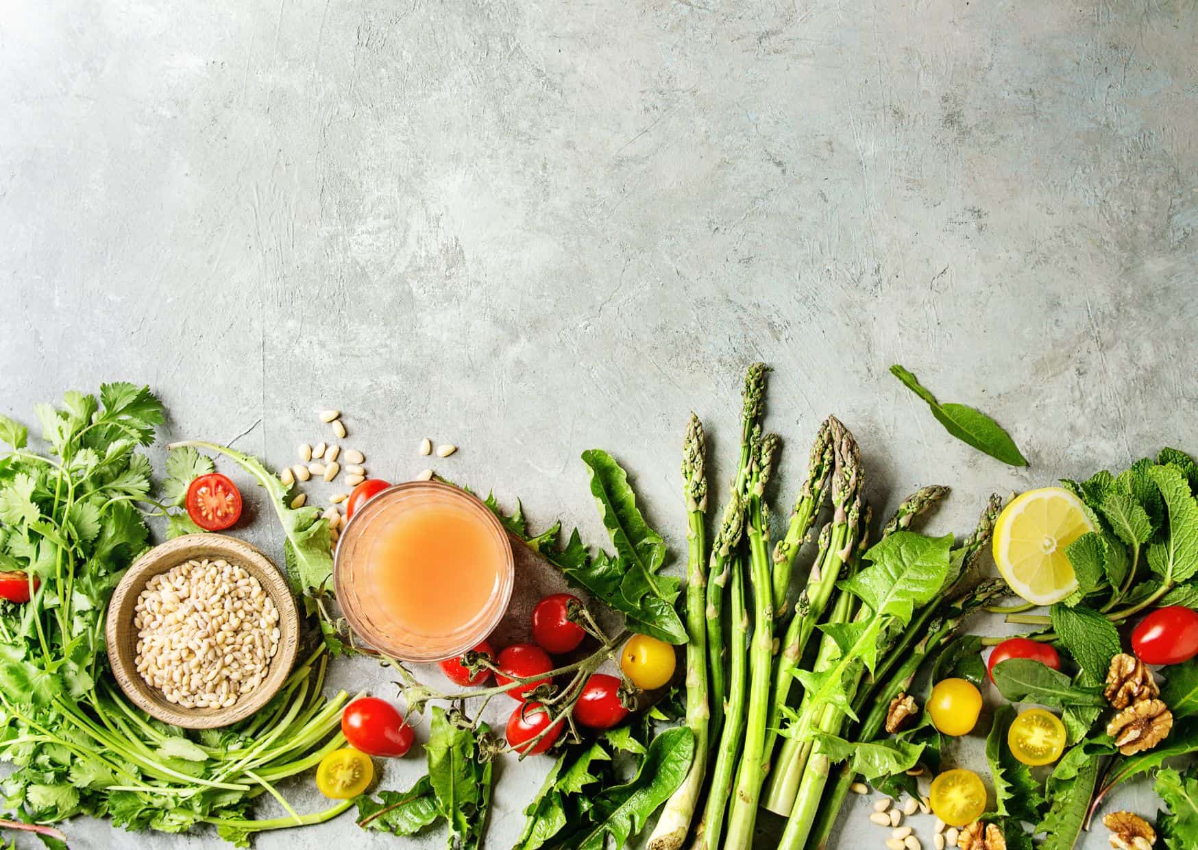 Forget Steamed Asparagus: This Garlic Parmesan Version Is on Another Level 2 Garlic Parmesan Asparagus