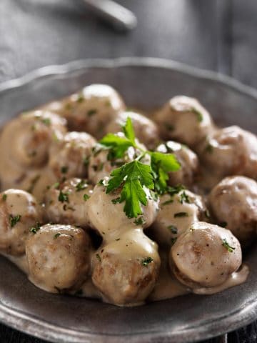 What Is The Best Food In The Scandinavian? 3 Most Popular Scandinavian Dishes, How To Make Homemade Swedish Meatballs (Recipe Guide) Tips And Calories
