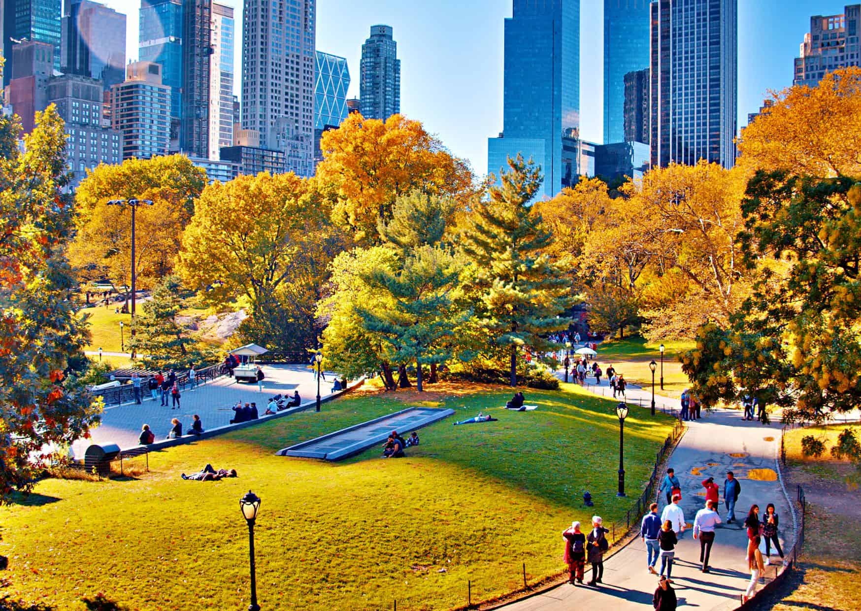 10 Most Popular Tourist Traps in New York And How To Avoid Them 1 Most Popular Tourist Traps in New York (Travel Guide)