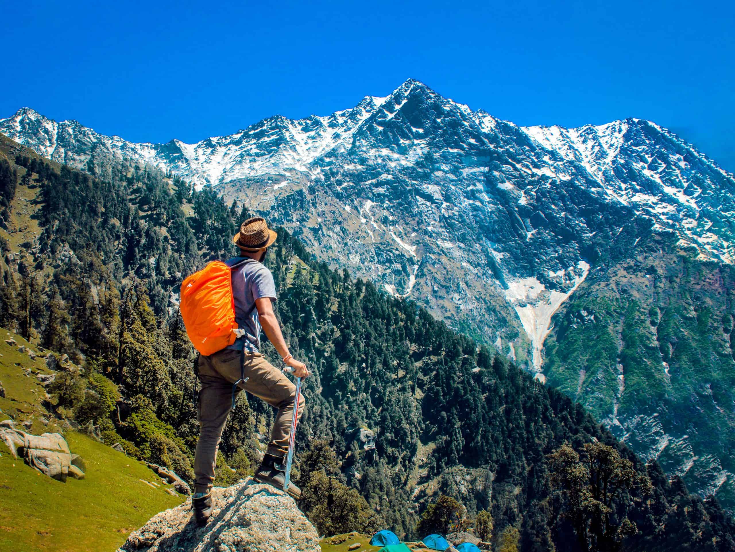Travel Tips for Contact Lens Wearers 1 Travel Tips for Contact Lens Wearers