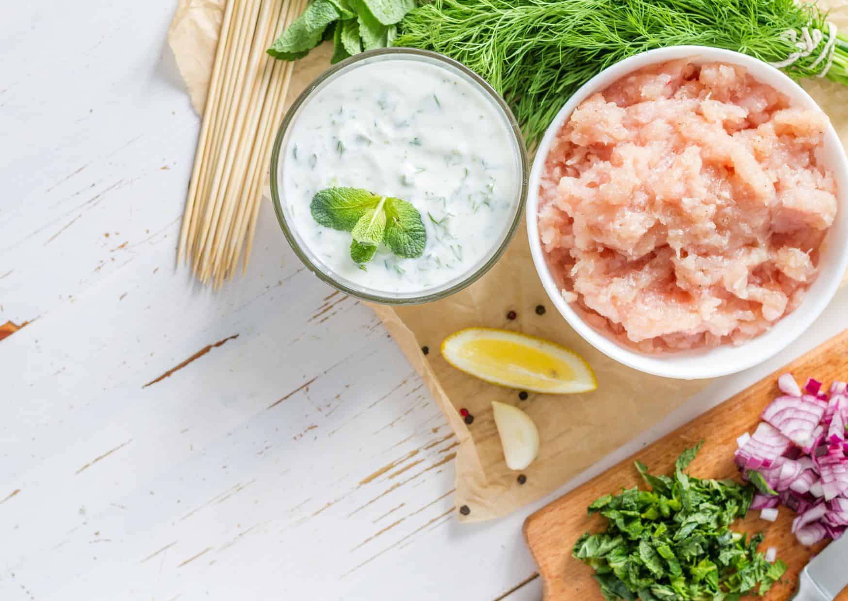 How to Make Authentic Greek Souvlaki: The Street Food Americans Always Get Wrong 2 How To Make Homemade Souvlaki (Recipe Guide) Tips And Calories