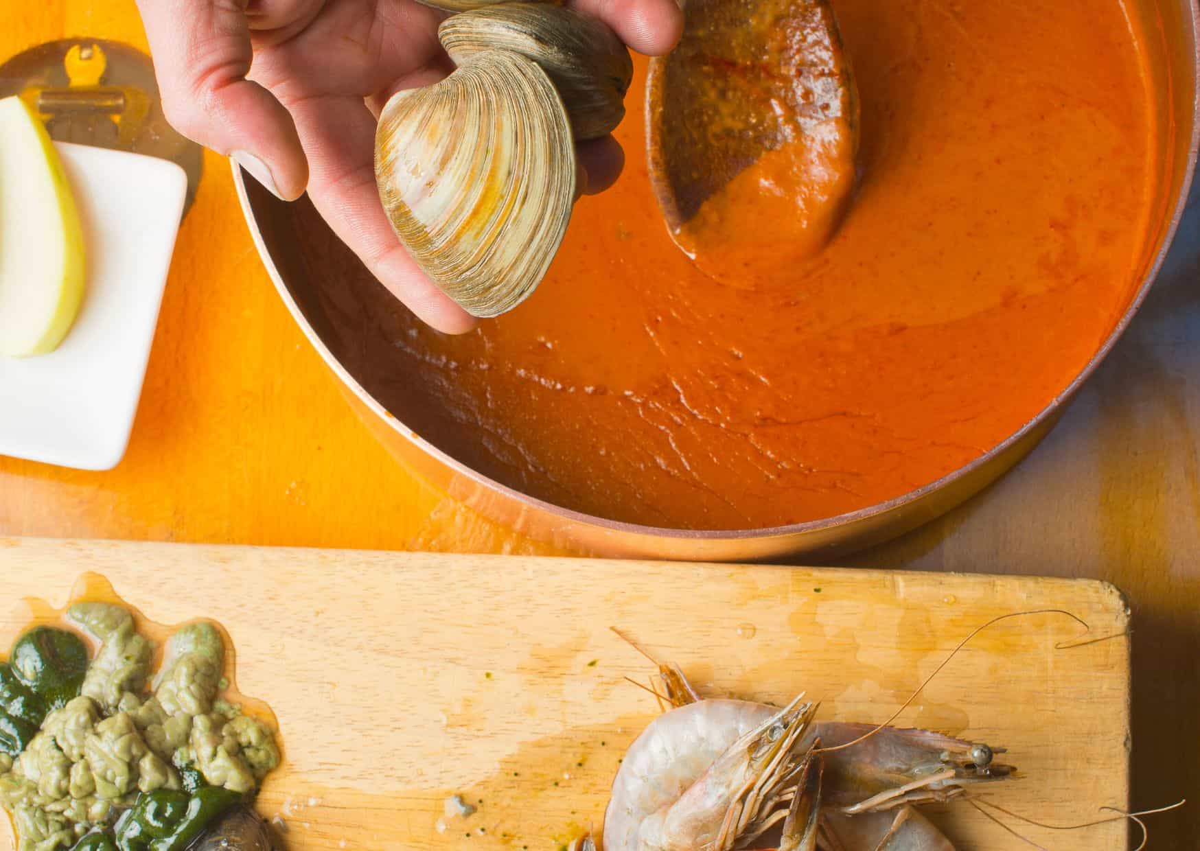 Why Bouillabaisse Is France’s Ultimate Seafood Stew: How to Make Bouillabaisse Without Overcooking the Seafood 3 How To Make Homemade Bouillabaisse (Recipe Guide)