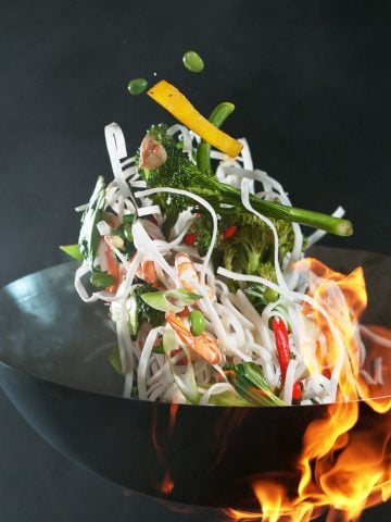 How To Make Homemade Buldak Noodle Omelette (Recipe Guide)