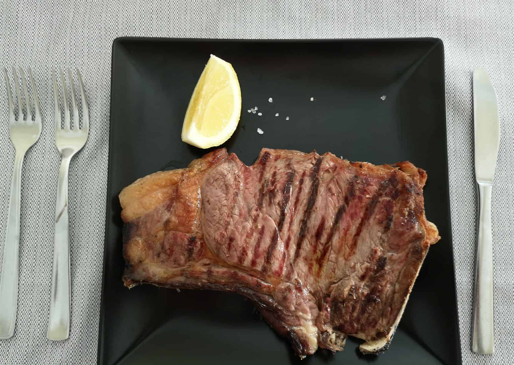 Why Tuscans Would Never Cook This Famous Steak Well-Done: The Secret to Authentic Bistecca alla Fiorentina at Home 5 How To Make Florentine Steak (Recipe Guide)