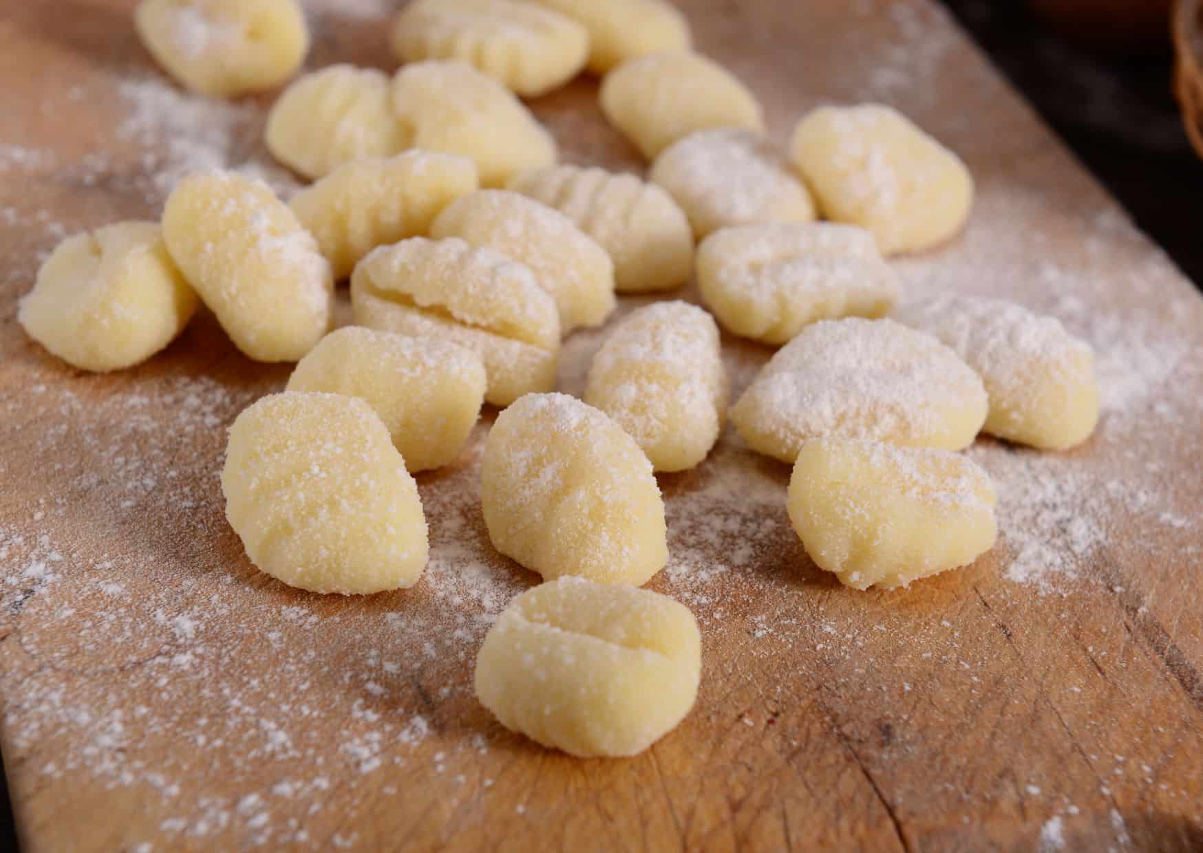 This Creamy Italian Classic Melts in Your Mouth: How to Make Gnocchi alla Gorgonzola at Home 2 How To Make Gnocchi Alla Gorgonzola (Recipe Guide)