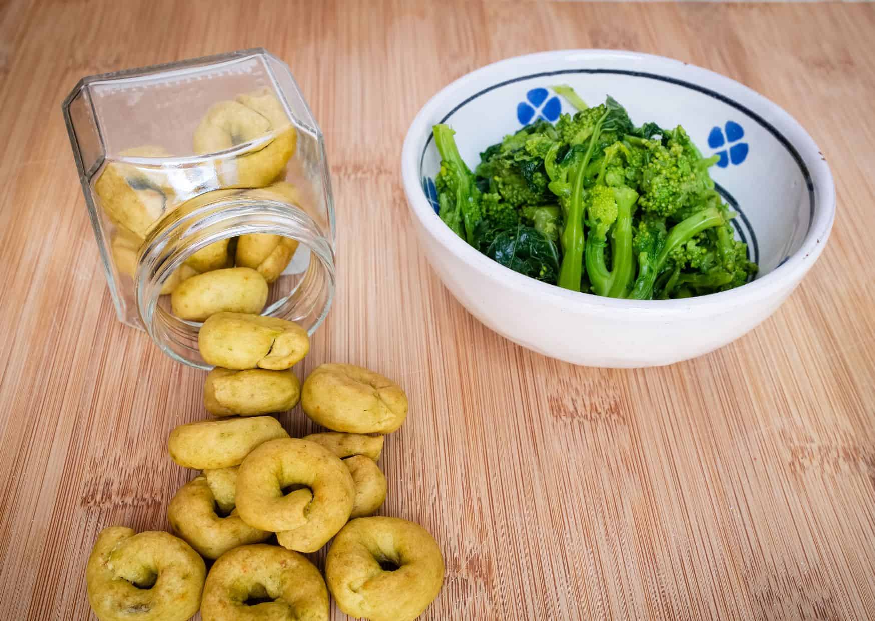The Italian Snack That Deserves More Attention Than Breadsticks: How to Make Authentic Italian Taralli at Home 2 How To Make Taralli (Recipe Guide)