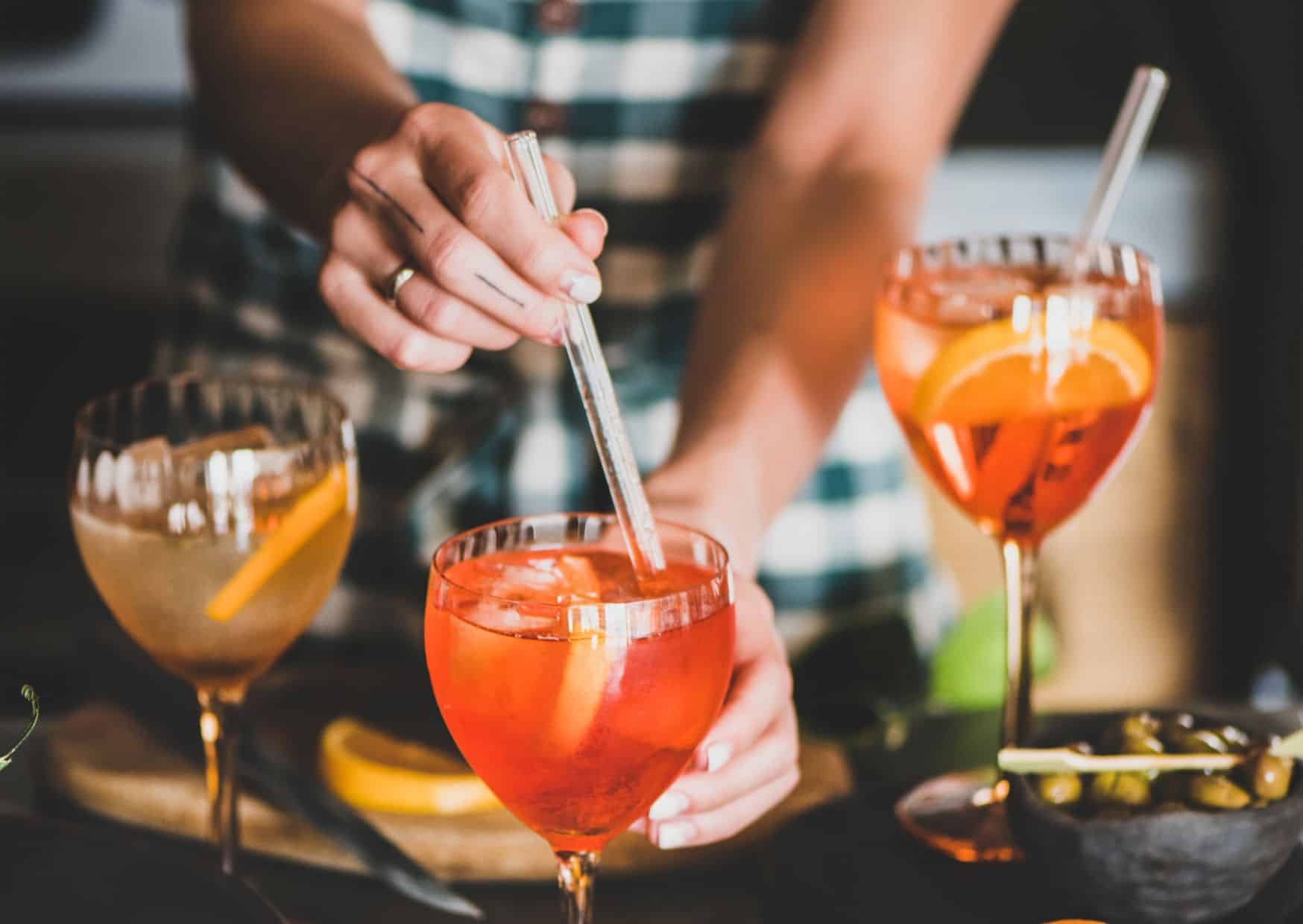 How to Make Aperol Spritz (Recipe Guide)