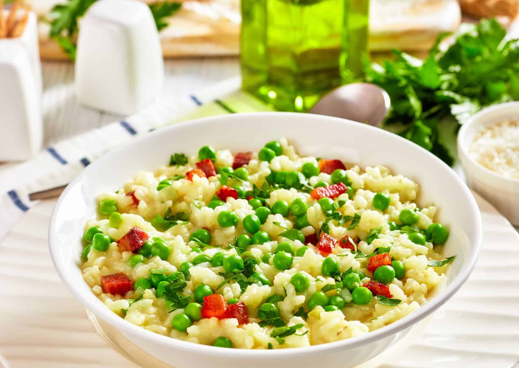How To Make Risi e Bisi – Italy’s Creamy Rice And Peas Dish Everyone Should Try 5 How To Make Homemade Risi e Bisi Rice and Peas (Recipe Guide)