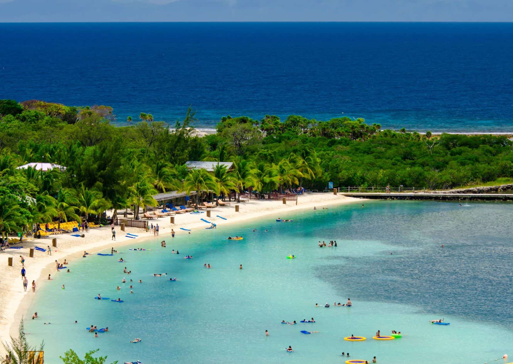 Dreaming of Paradise? 9 Tropical Places Perfect for Long-Term Living 12 9 Best Tropical Places for Living That Make You Fall In Love