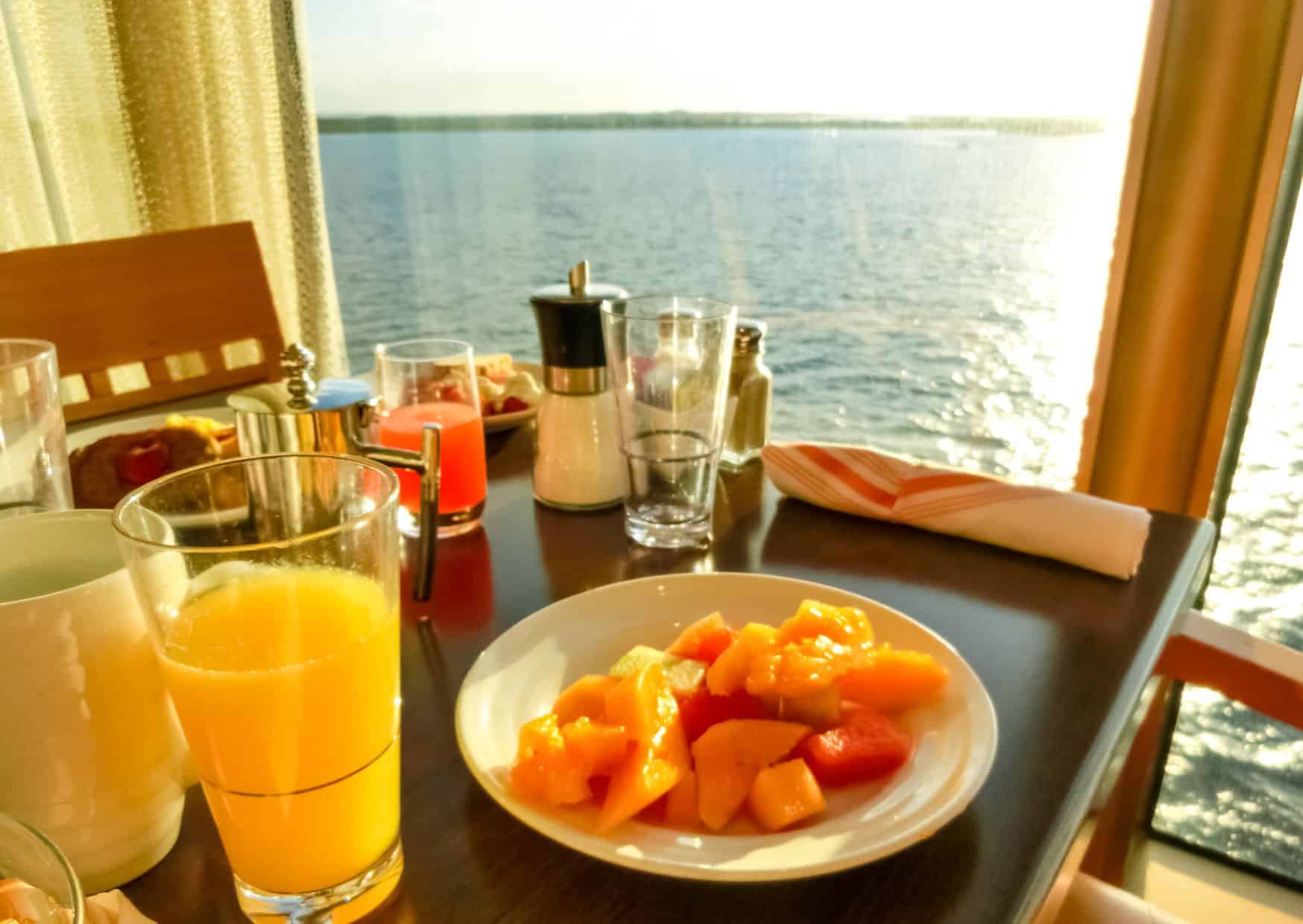 13 Countries Foodies Should Avoid (The Culinary Letdowns You Won’t Forget) 4 13 Worst Destinations For Foodies To Visit Around The World